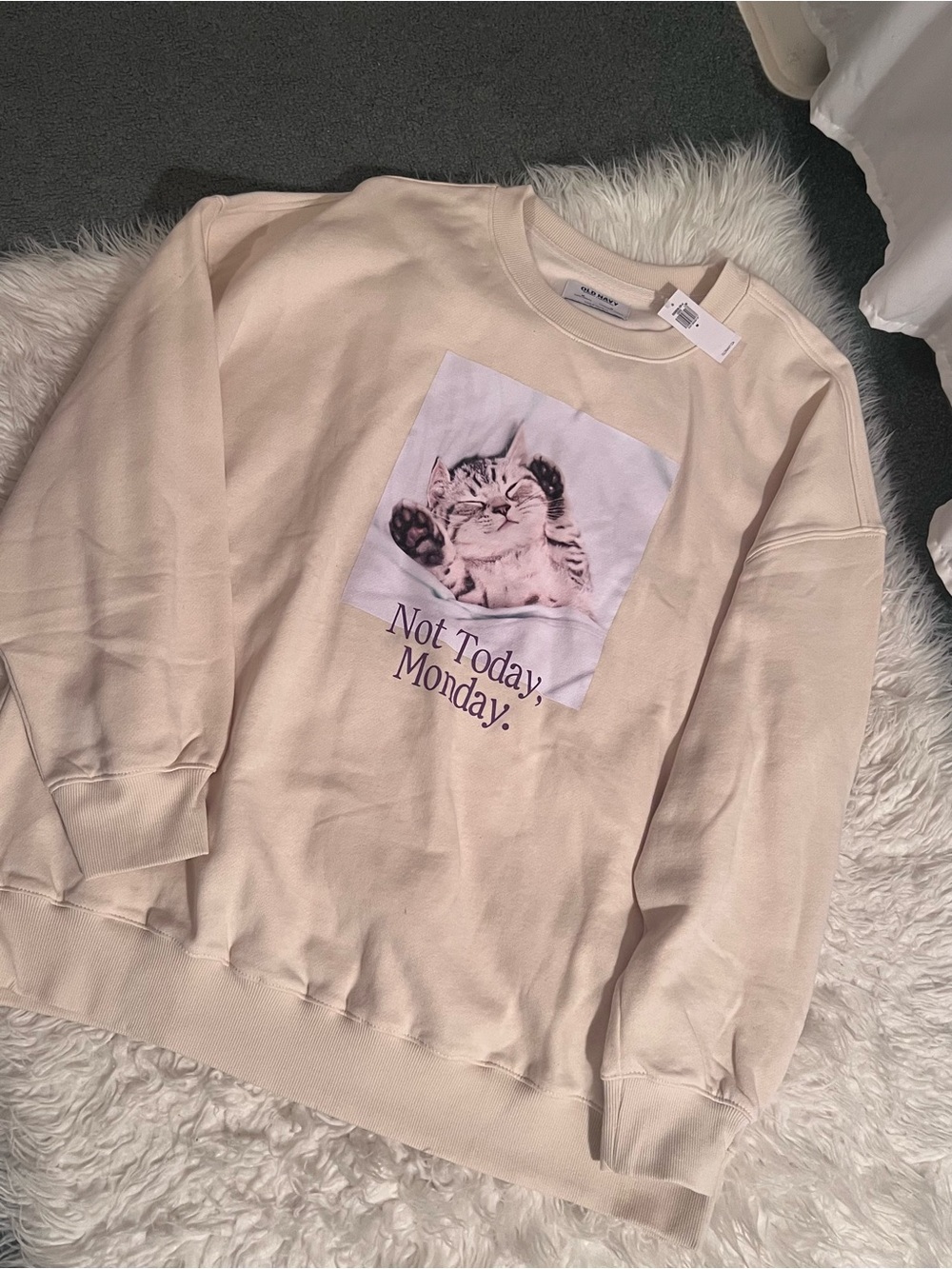 🤍 Old Navy - Crewneck Sweatshirt